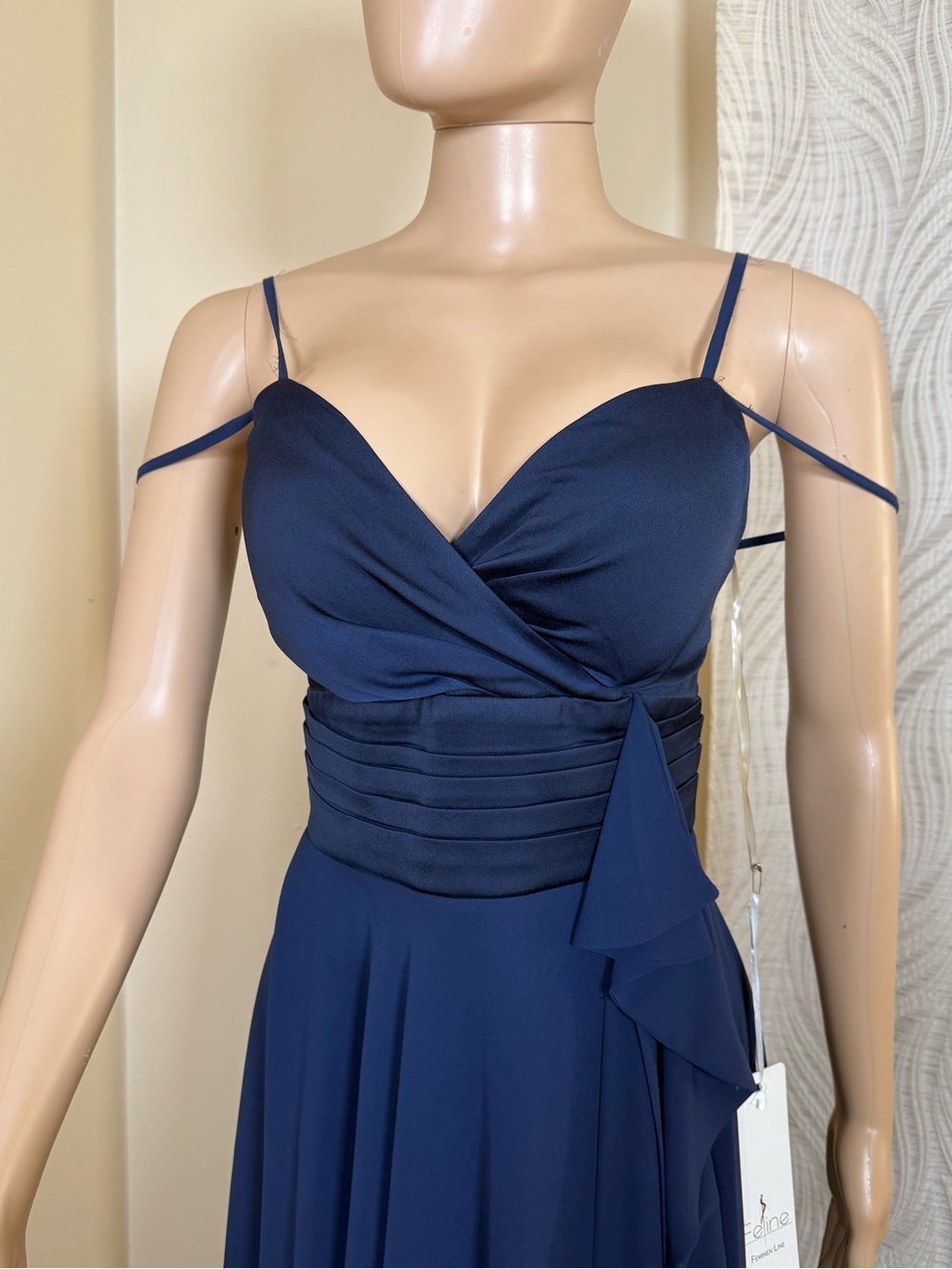 Women’s Navy Blue Spaghetti Strap Evening Dress